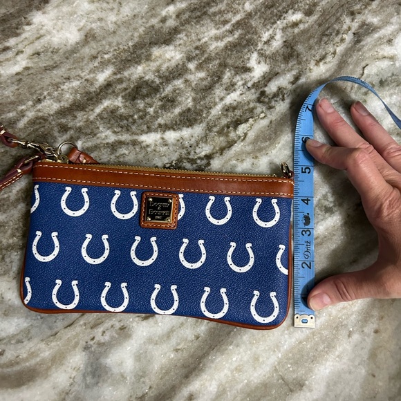 Indianapolis Colts Dooney & Bourke Wristlet Wallet - Picture 9 of 10